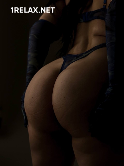   ,  Aura  8