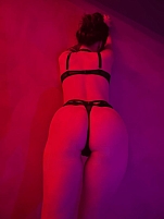 Девушка массажистка Марина, салон Студия 109 фото №2