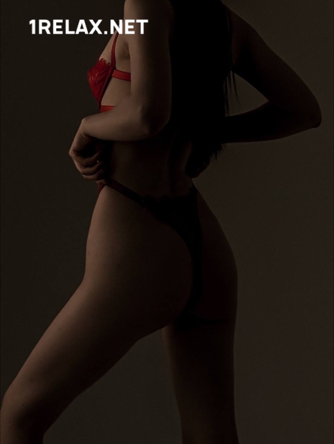   ,  Aura  4